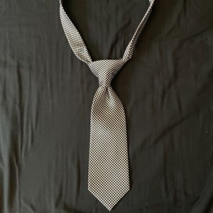 MUA Tom Ford ties